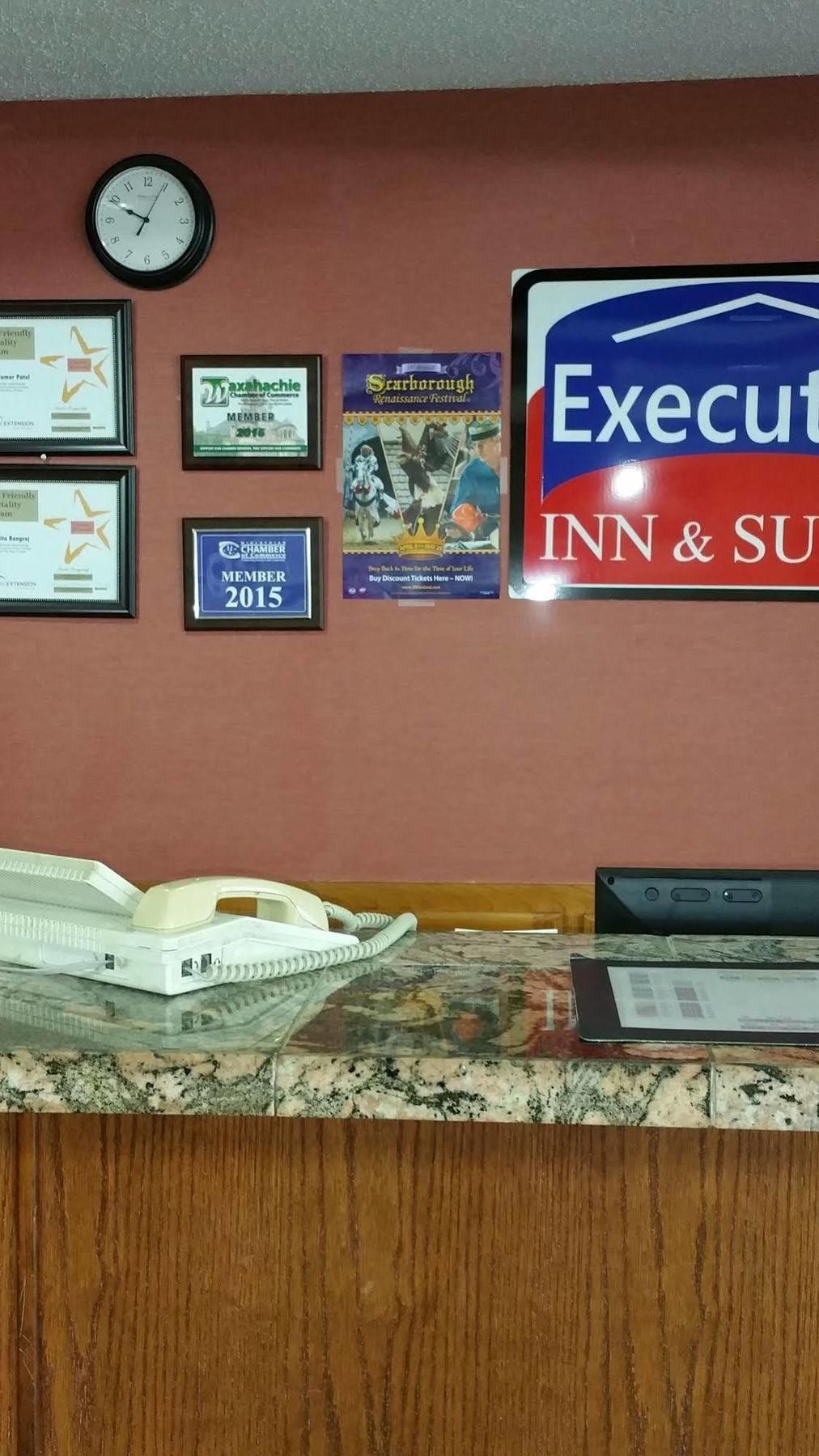 Executive Inn And Suites Waxahachie Buitenkant foto